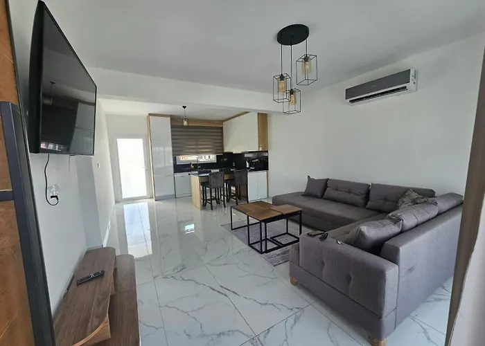 Luxury At Four Seasons Life 2 14-b *