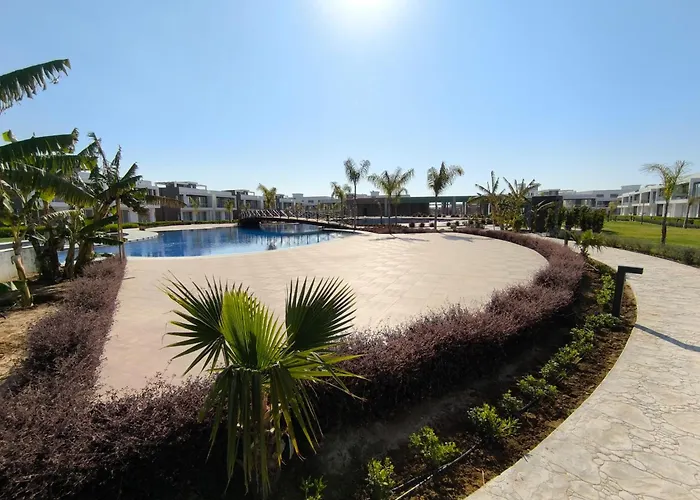 Luxury At Four Seasons Life 2 14-b 公寓 Vokolidha